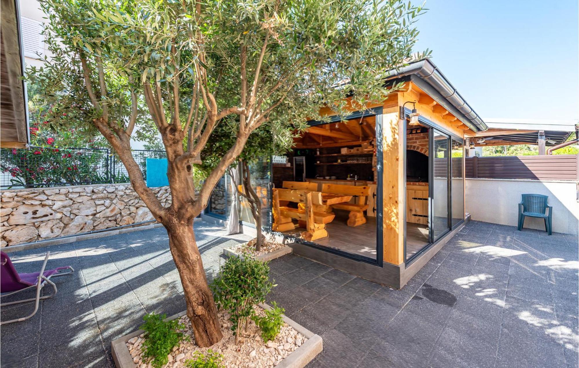 Nice Apartment In Mandre With Wifi מראה חיצוני תמונה